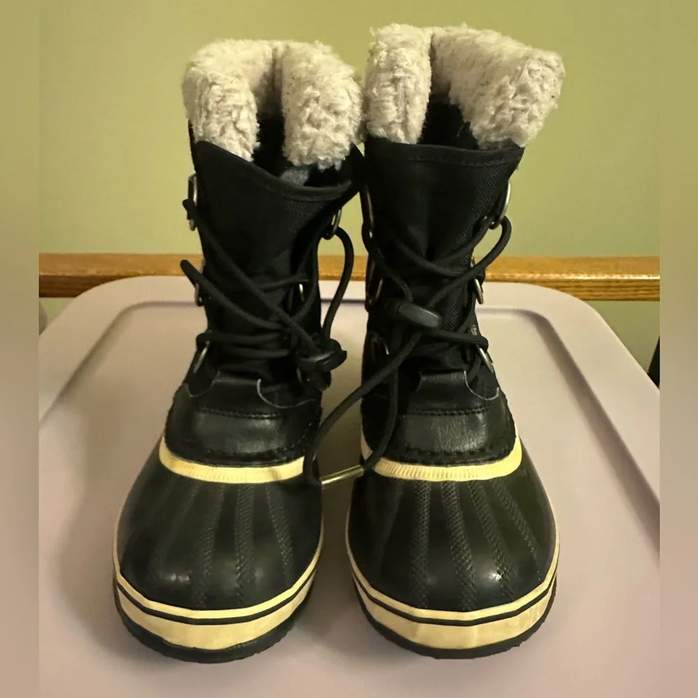 Sorel Black and Cream Winter Boots