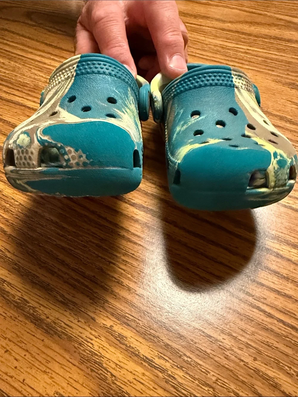 CROCS this really