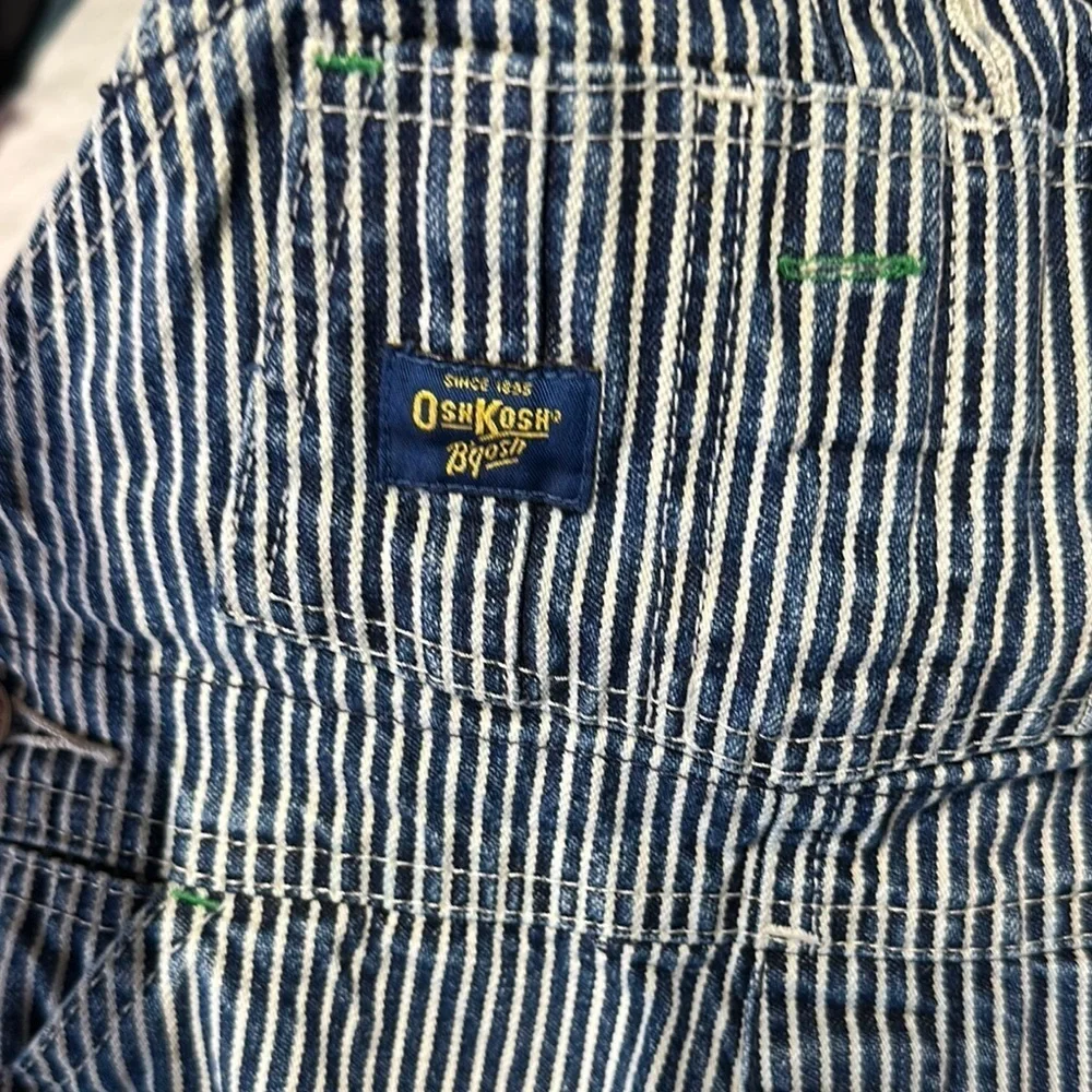 OshKosh Bgosh classic striped