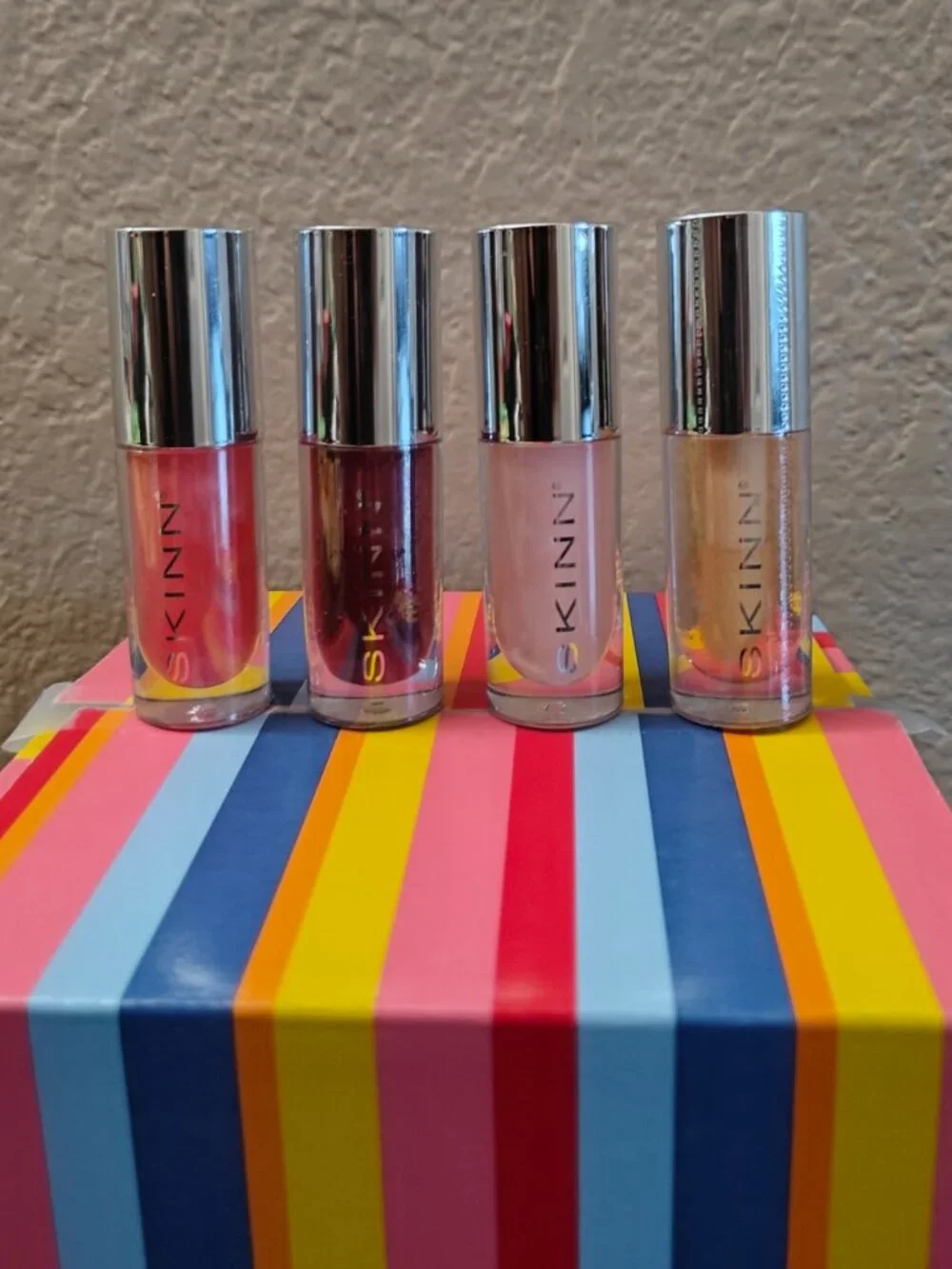 SKINN DIVINE ELIXIR  Luminous Lip Oil 4 in one set New sealed