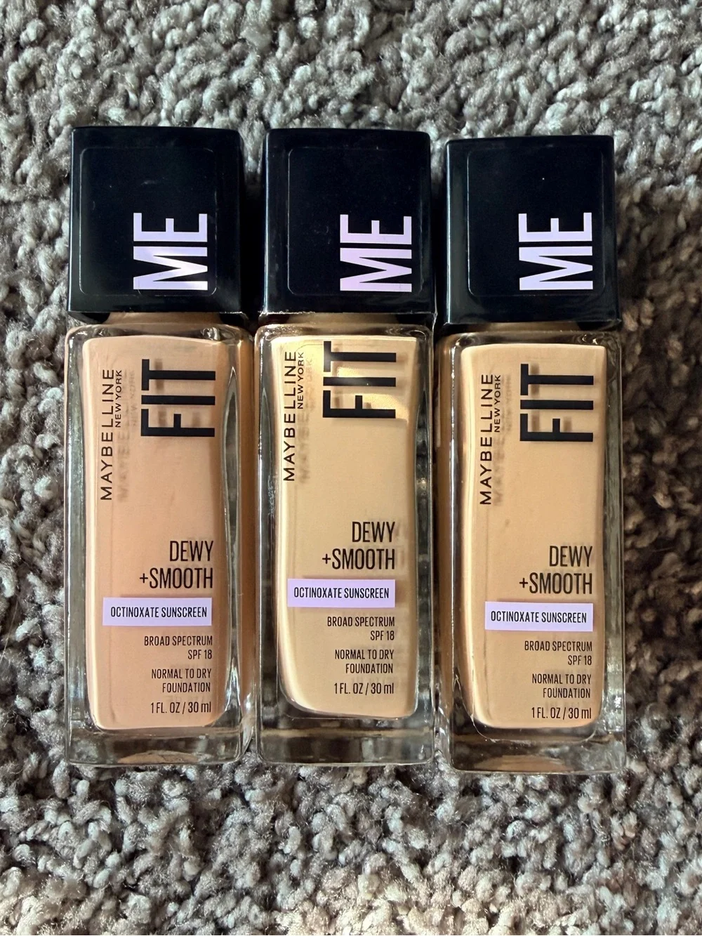 Maybelline Fit Me Dewy + Smooth Foundation - 1 per order