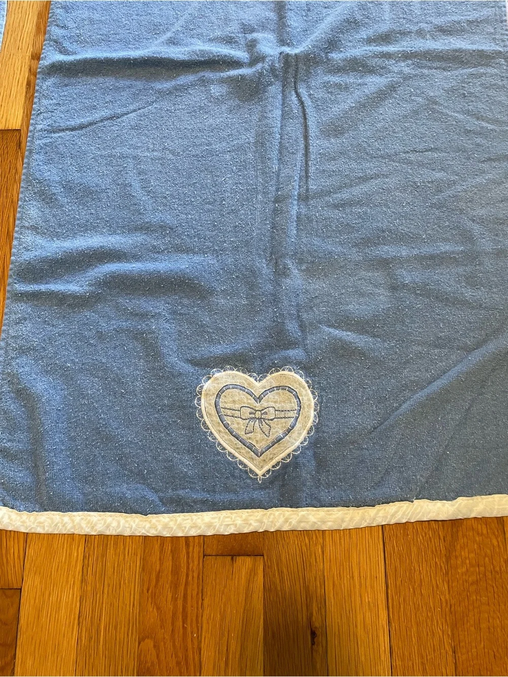 Vintage Cannon 3 Pc Blue Bath Towel Set Heart Bow Appliqué Lace Cottagecore