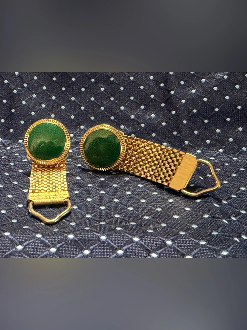 Gold Tone Men’s Cufflinks with Dark Green Inset