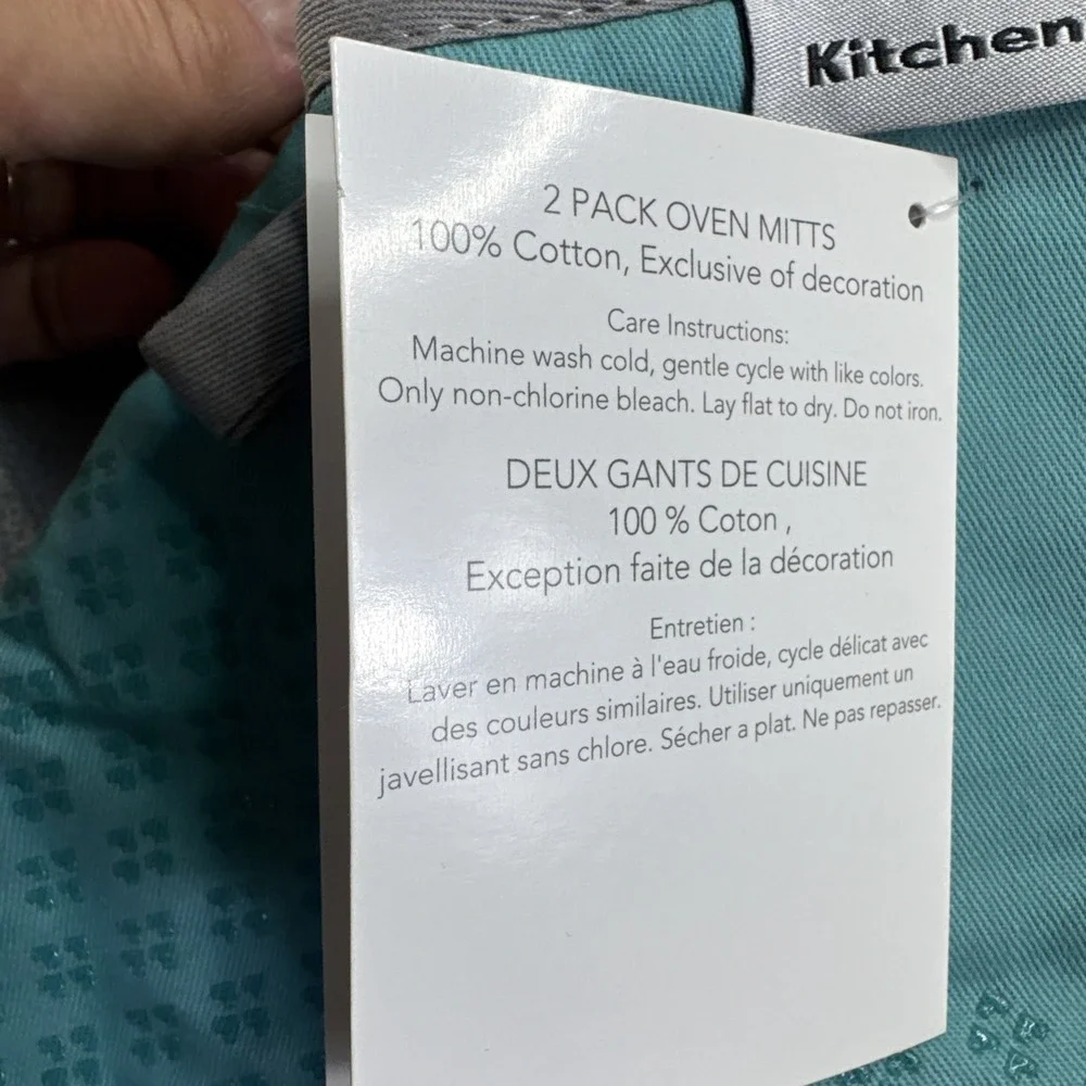 KitchenAid Tropical Blue Oven Mitts Set of 2  Brand New