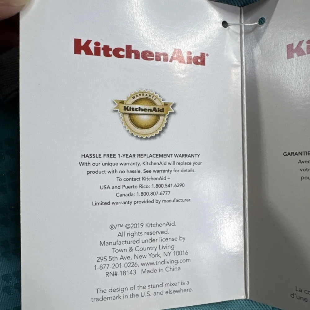 KitchenAid Tropical Blue Oven Mitts Set of 2  Brand New