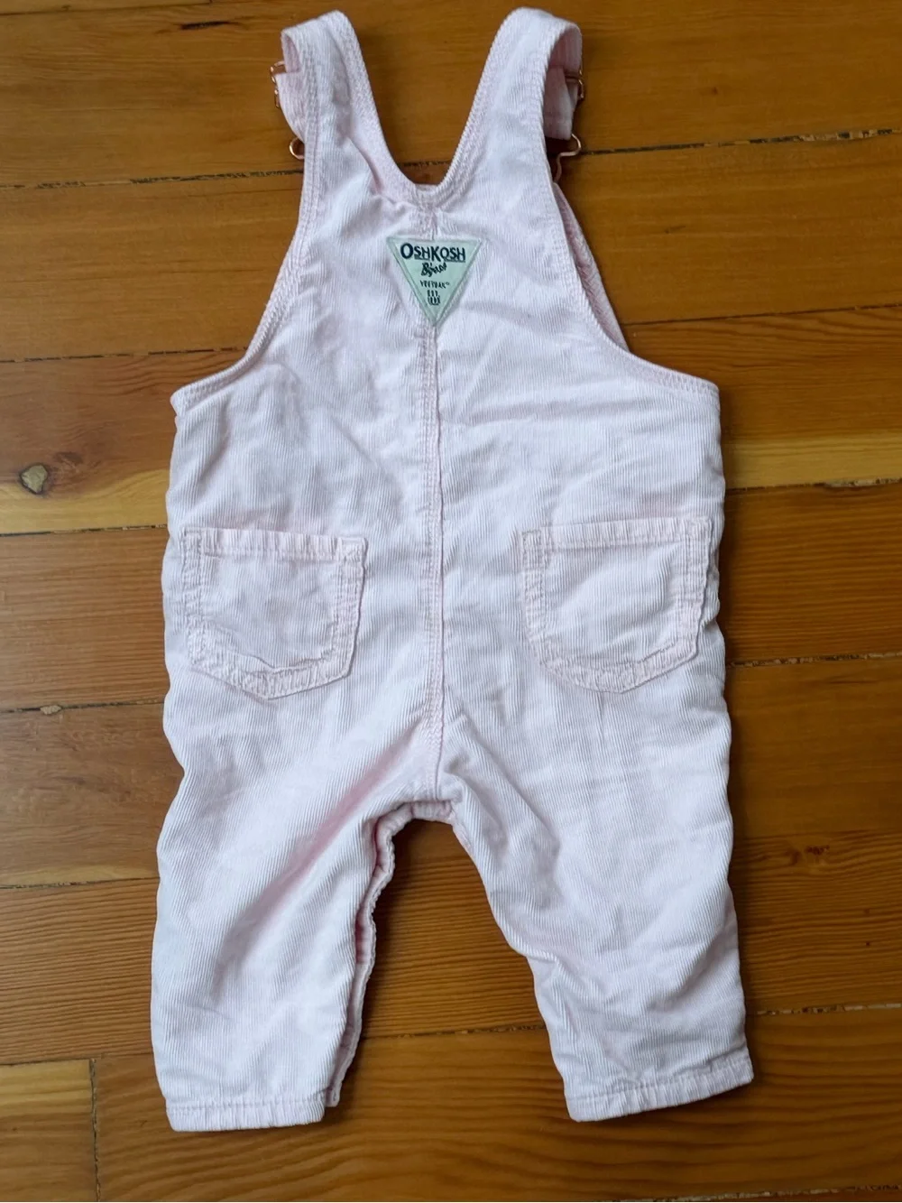 OshKosh Bgosh side cozy
