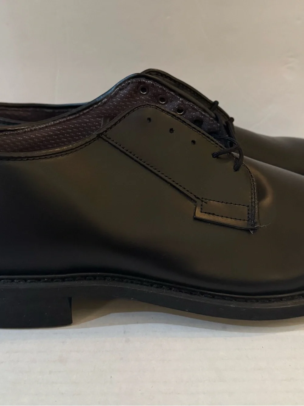 Bates oxford leather
