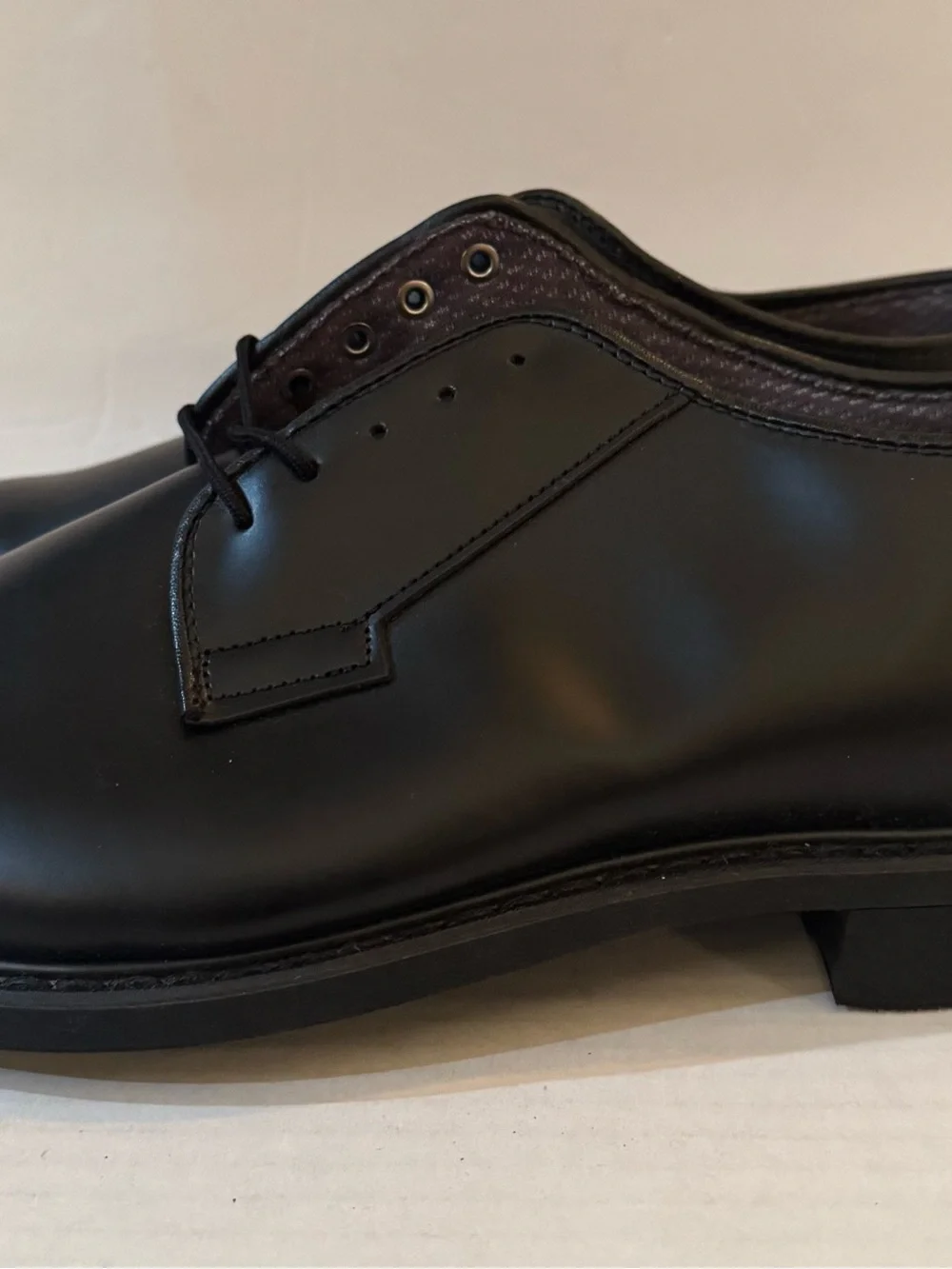 Bates oxford leather