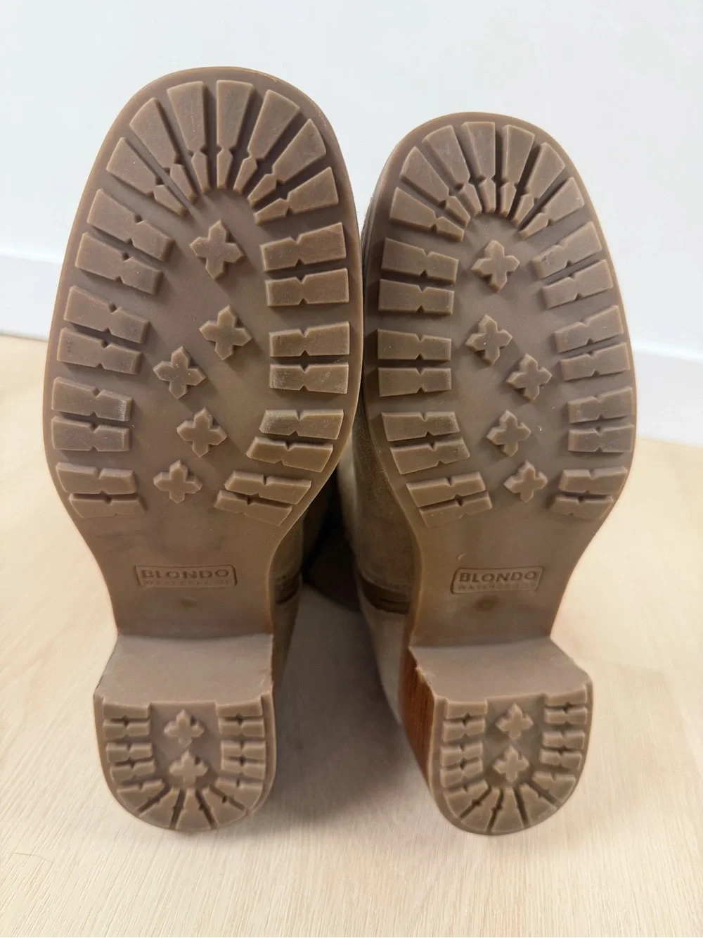 Blondo goes cushioned stylish