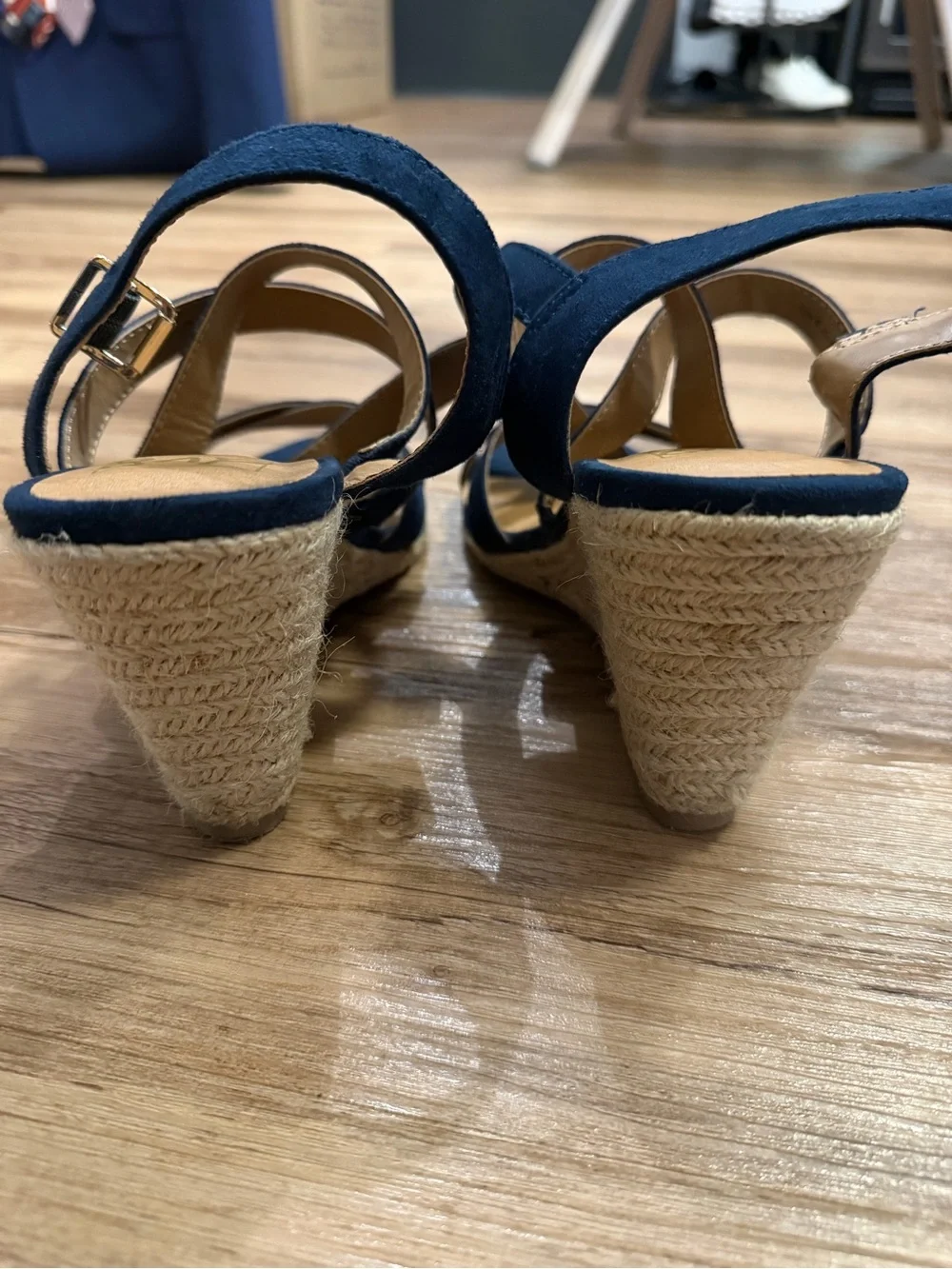 DV by Dolce Vita elegant navy