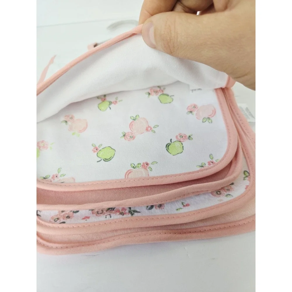 Kyle & Deena baby bibs