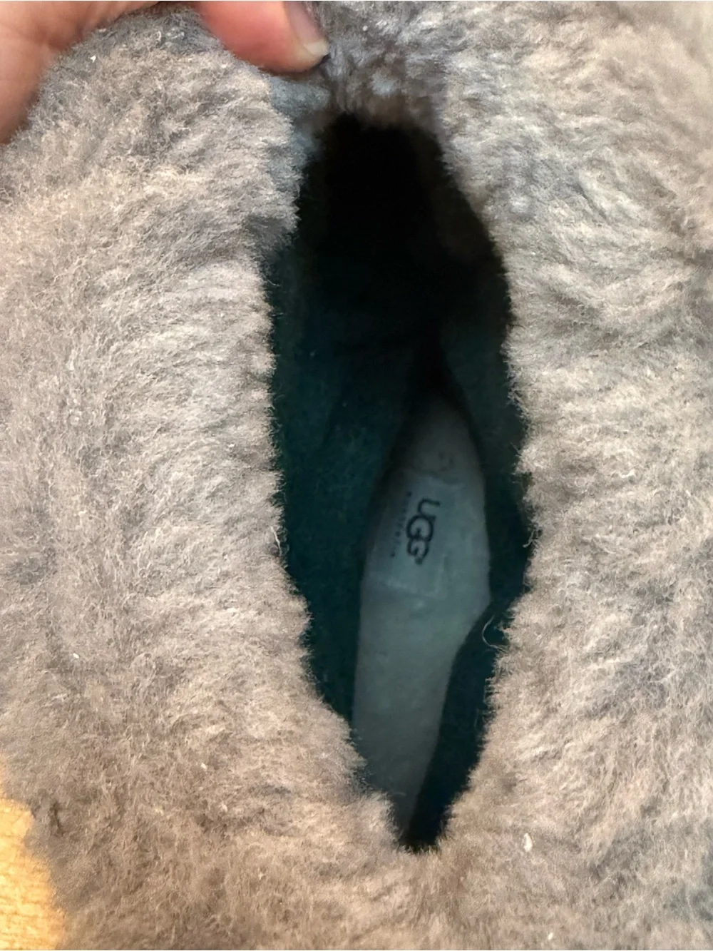 RARE UGG Australia Mns Gray Pueblo Boot Waterproof Leather Rubber Sheepskin Sz13