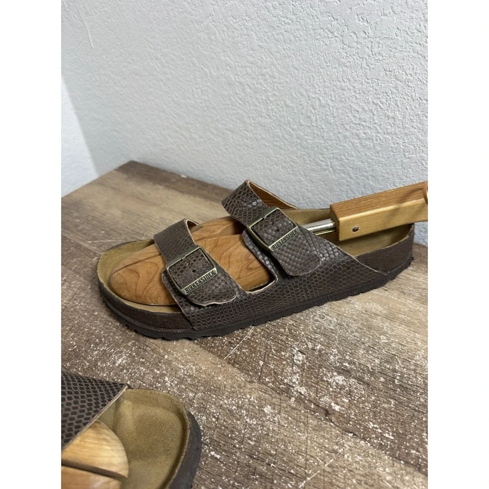 Birkenstock product pair