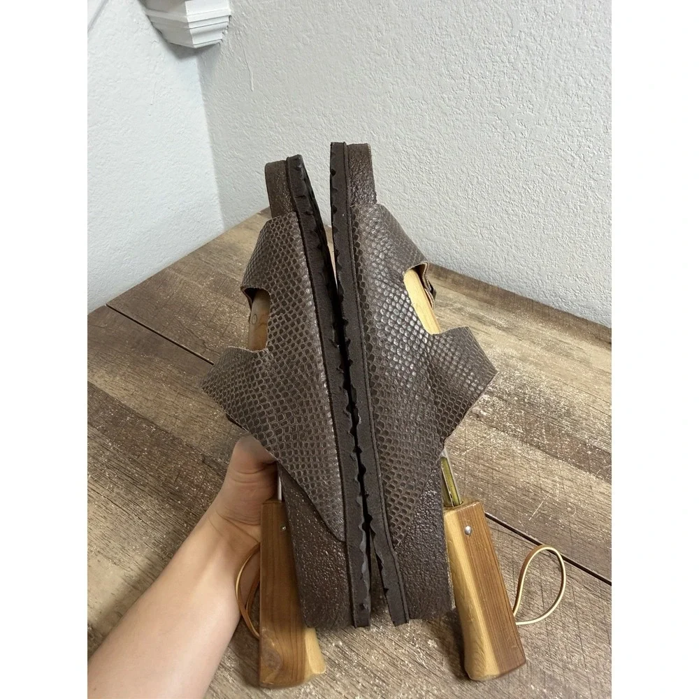 Birkenstock product pair