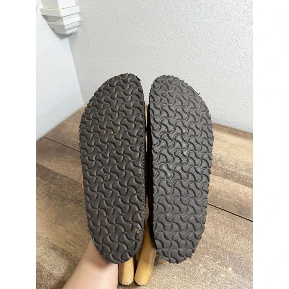 Birkenstock product pair