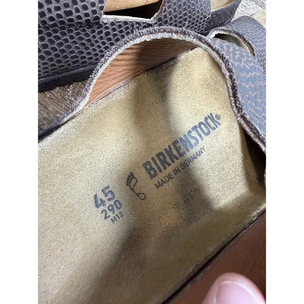 Birkenstock product pair