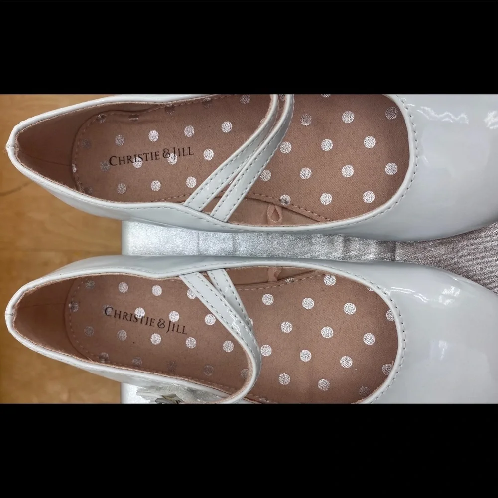 Little‎ Girls Pageant Shoes white Patent size 11
