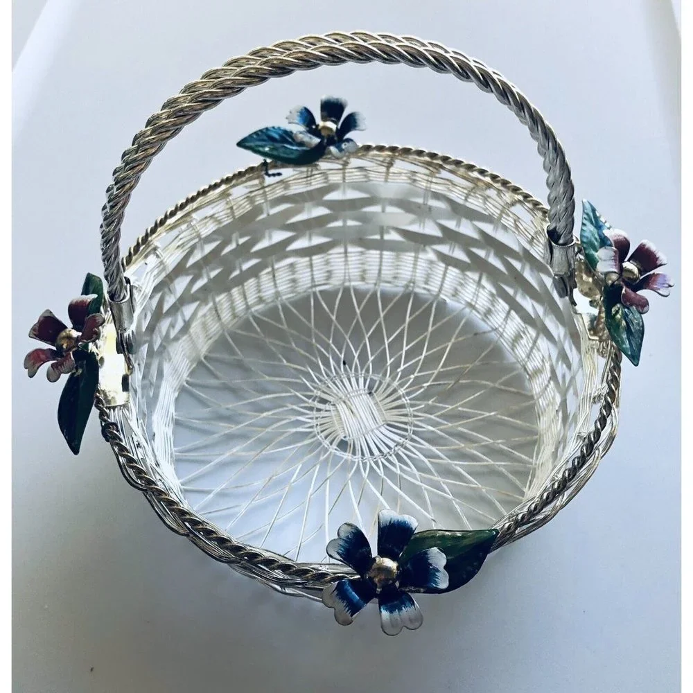 Unbranded vintage hand