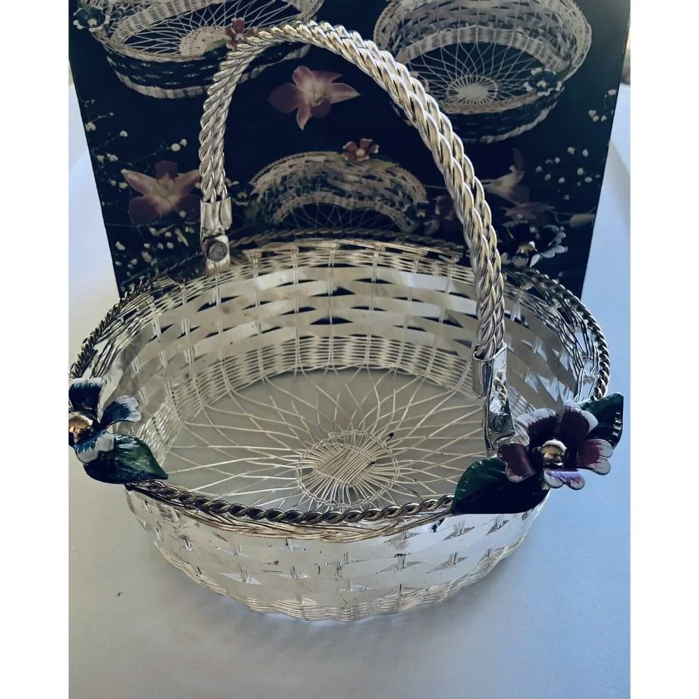 Unbranded vintage hand