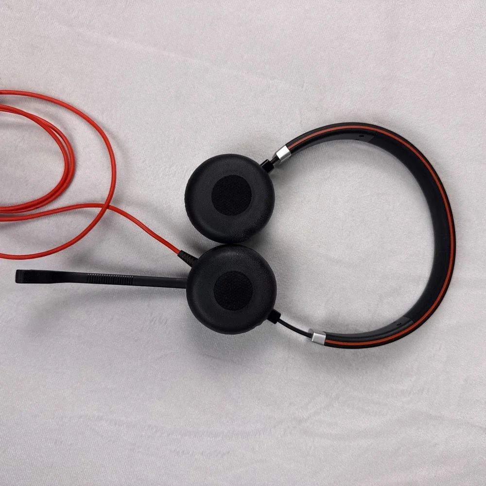 Jabra Evolve 40 Wired Stereo Headset HSC017 Black Red 3.5mm Noise Canceling Mic