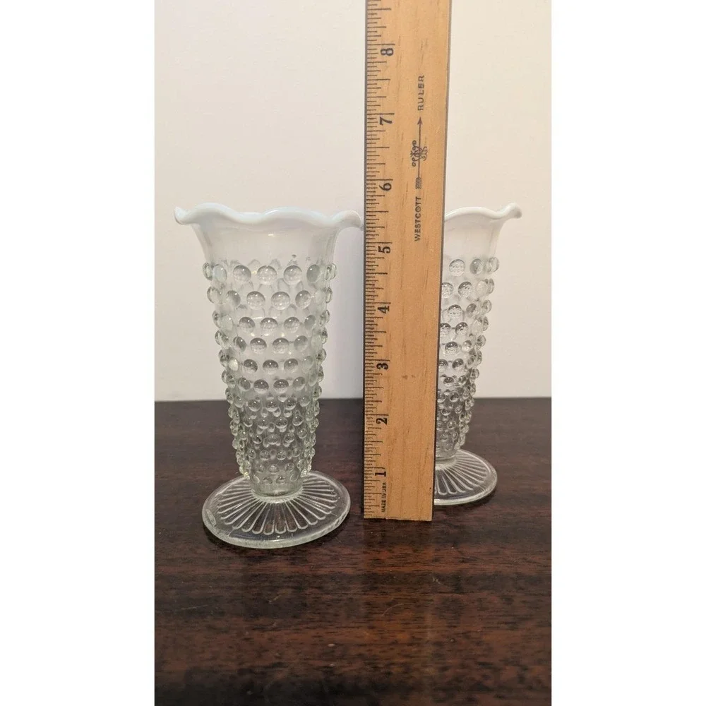 Fenton vintage hobnail