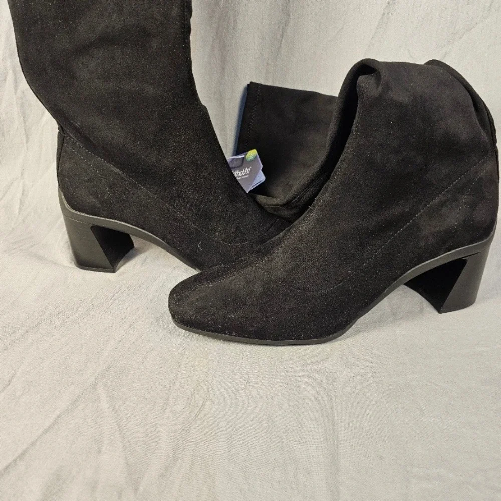 AEROSOLES centola tall