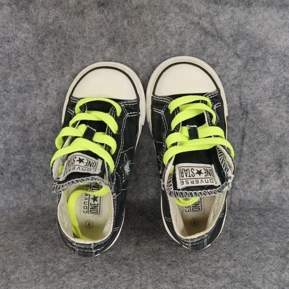 Converse listed black