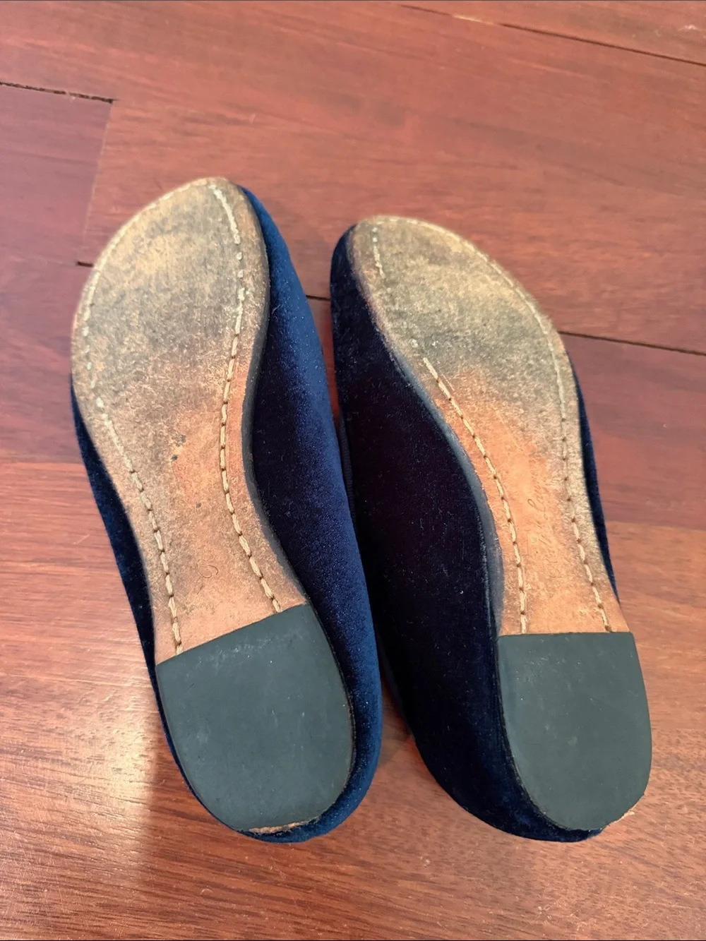 Ralph Lauren Monogrammed Navy Velvet Girl’s Slip-On Flats with Gold Crest sz 1.5