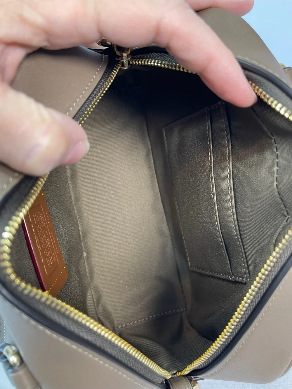 Coach satchel f2557