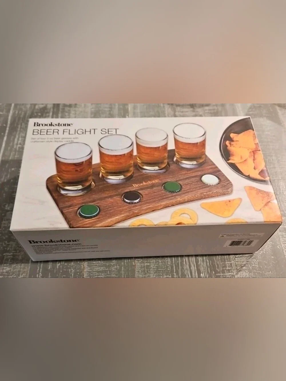 Brookstone Craft Beer Flight Set With 4 Glasses (5 Oz) & Flight Board, Lager IPA