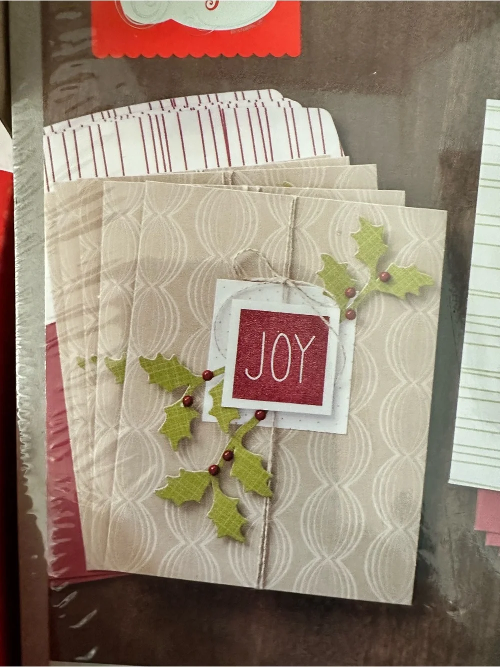 Mistletoe & Holly Holiday Stampin’ Up! Paper Pumpkin Card Kit - Red, Green