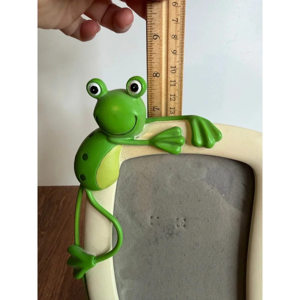 Vintage Y2K Kohls Frog Picture Frame Whimsical Cottagecore Green Decor