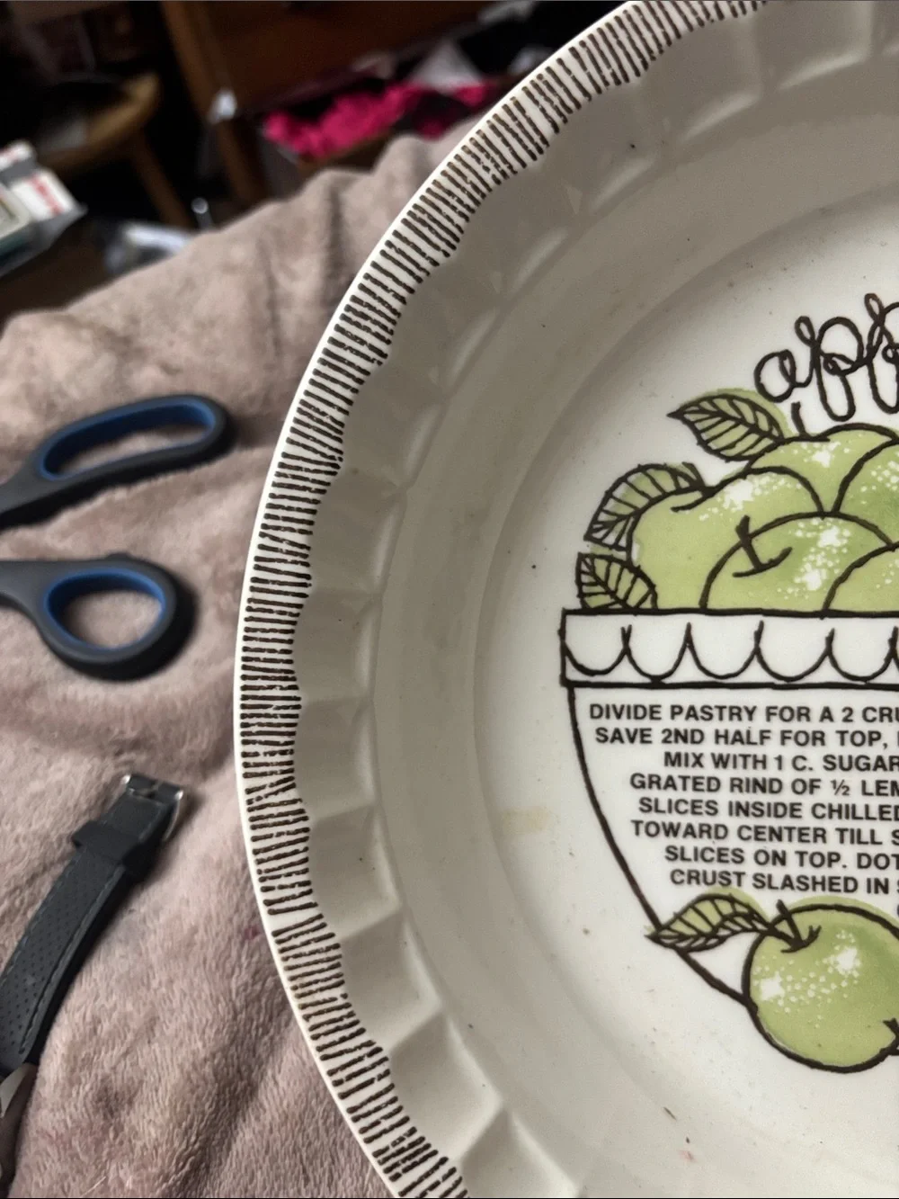 Royal china Jeannette beautiful functional legible