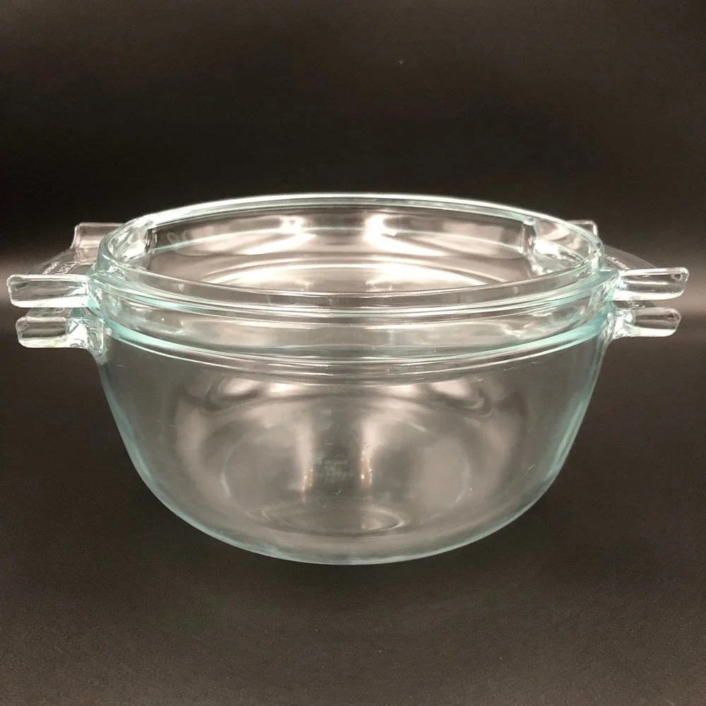 Pyrex distinctively pressed