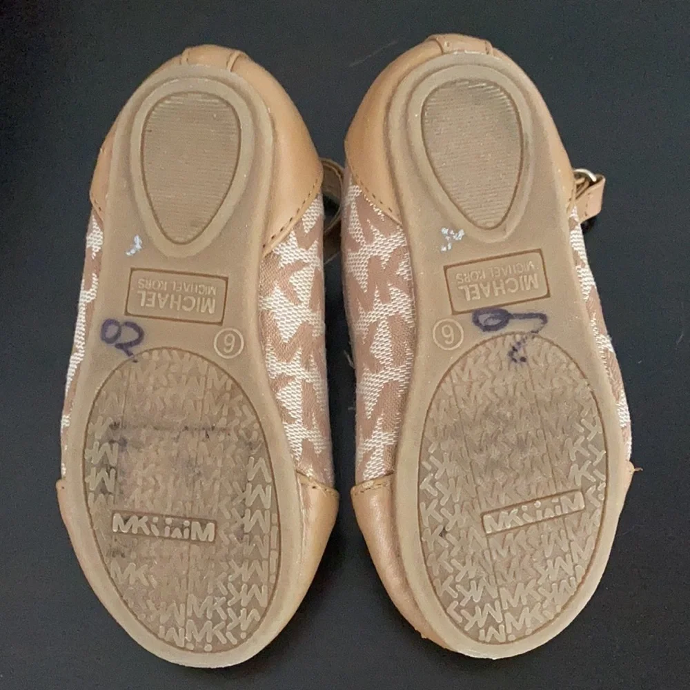 Michael Kors adorable michael