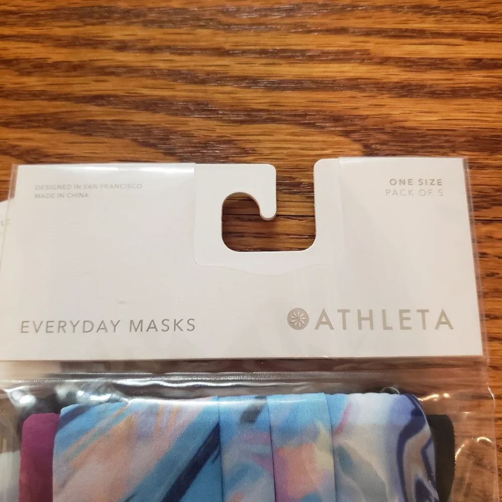 NWT Athleta Everyday Masks Pack of 5