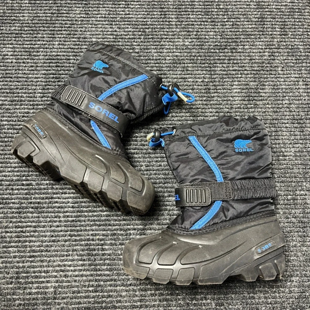 Sorel flurry winter
