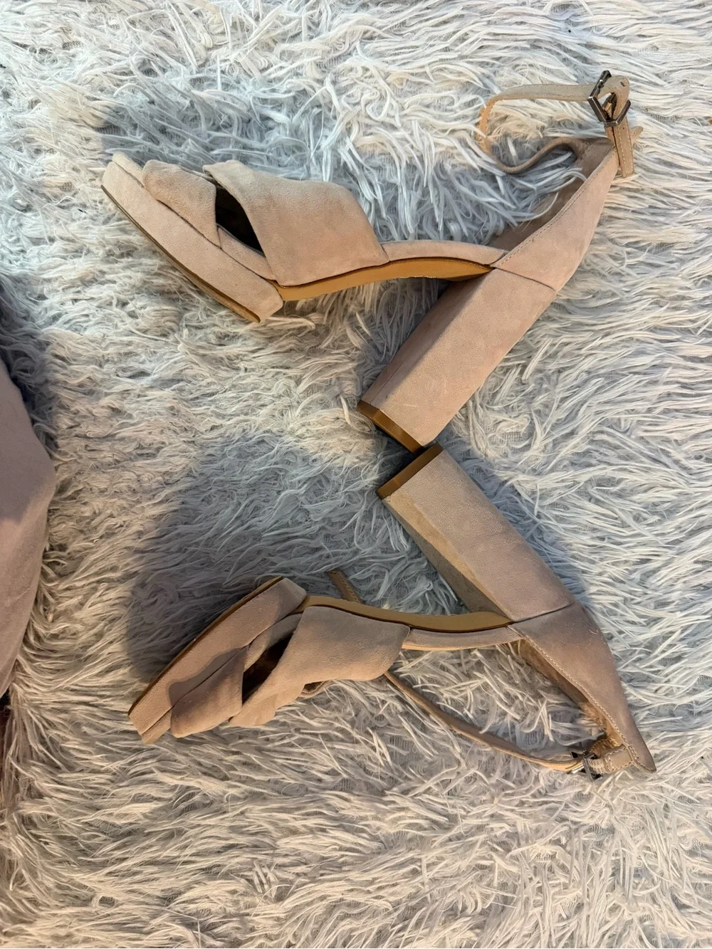 Vince Camuto Beige Suede Knot Front Ankle-Strap Heels Size 5.6 Platform