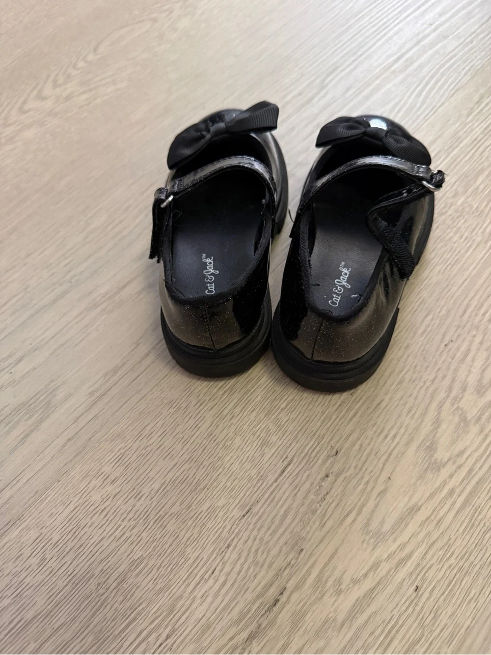Cat & Jack Black Girls' Mary Jane Shoes with Bow