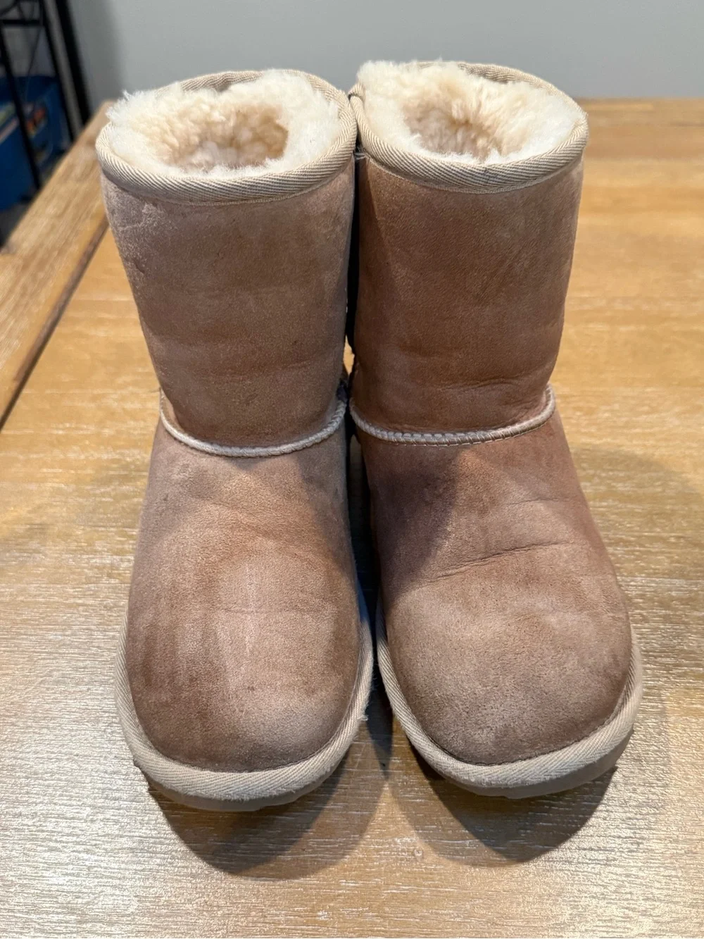 UGG fair used