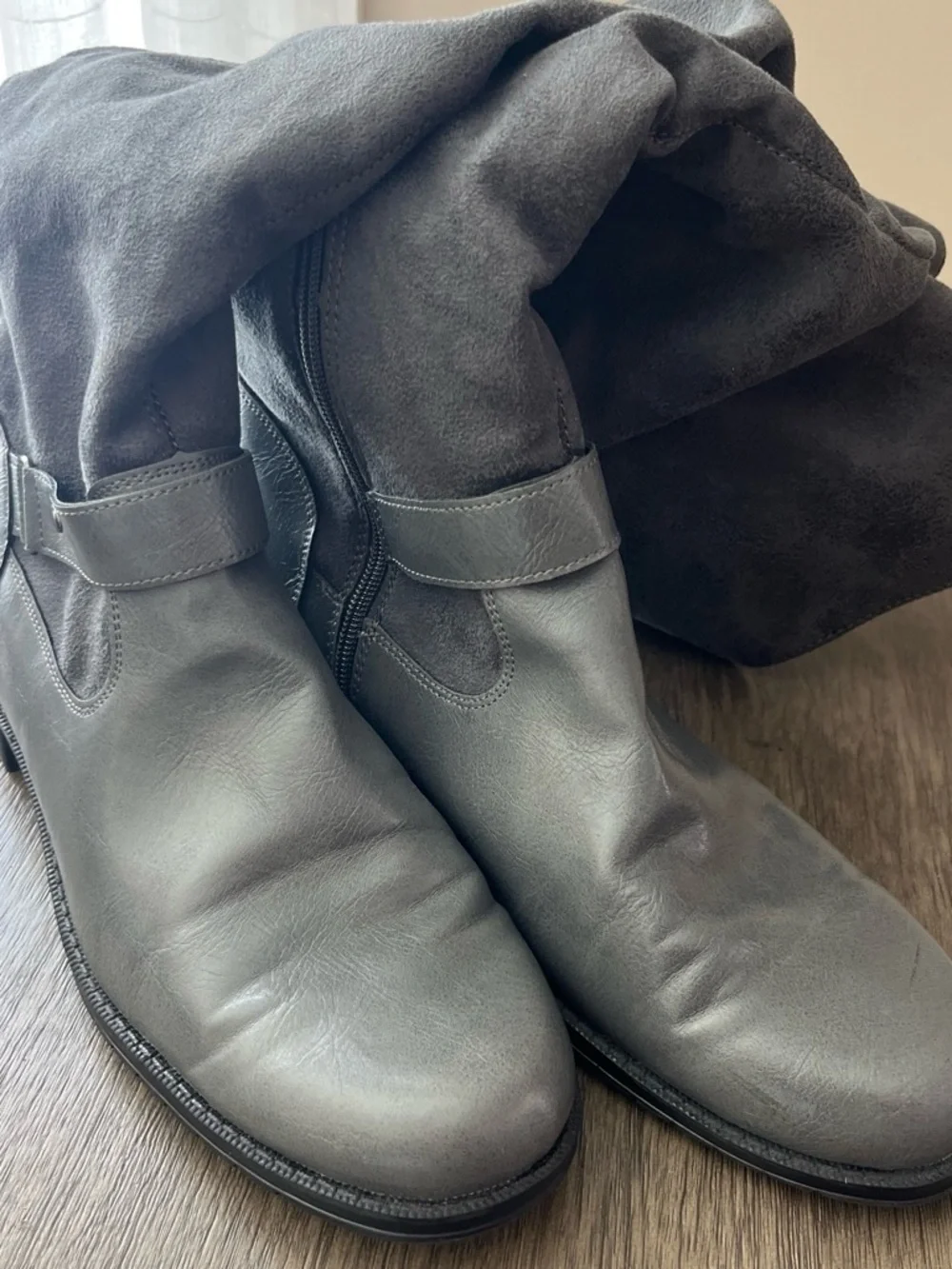 A2 By Aerosoles sleek black
