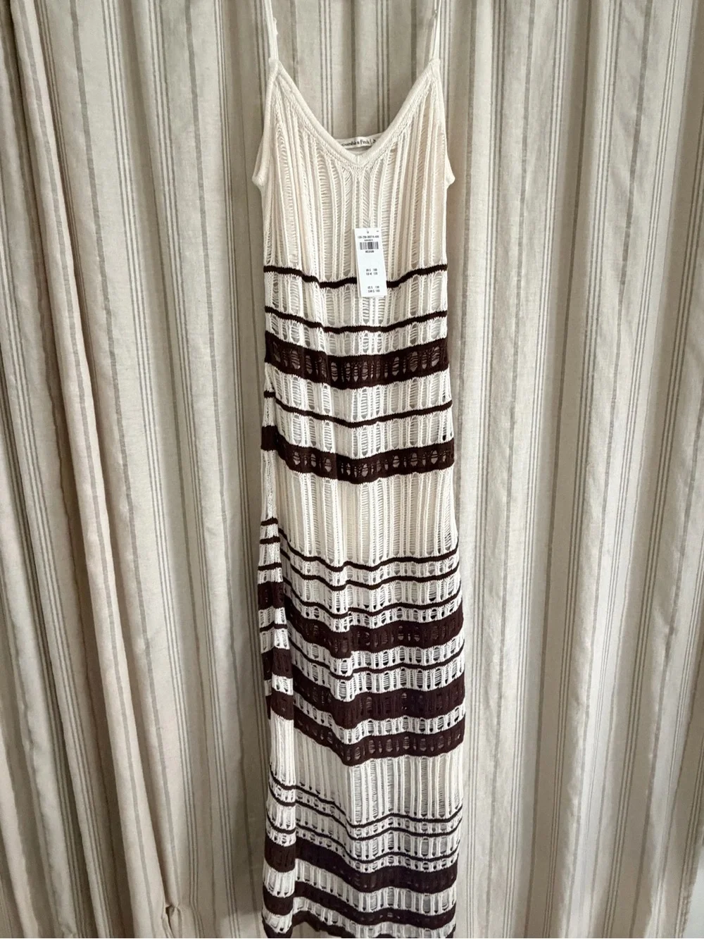 Abercrombie & Fitch sleeveless crochet