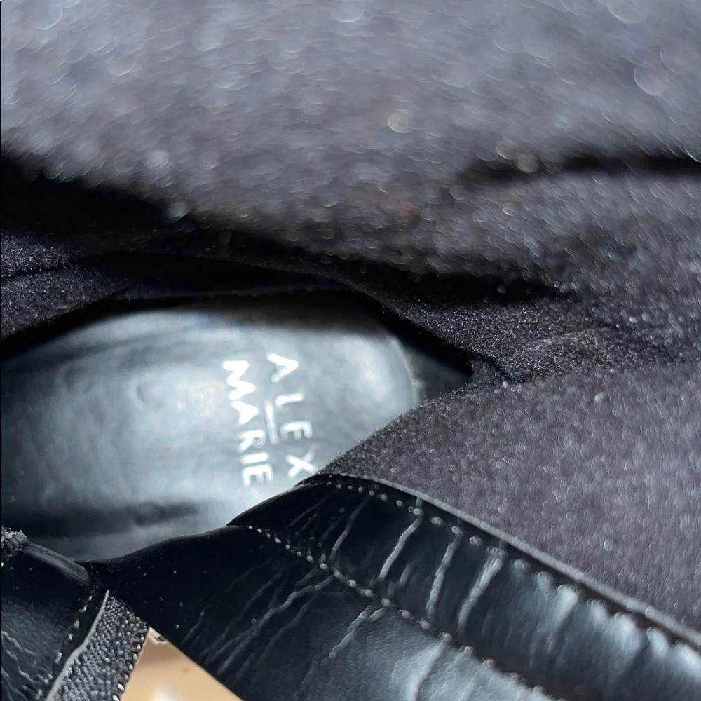 Alex Marie sleek black