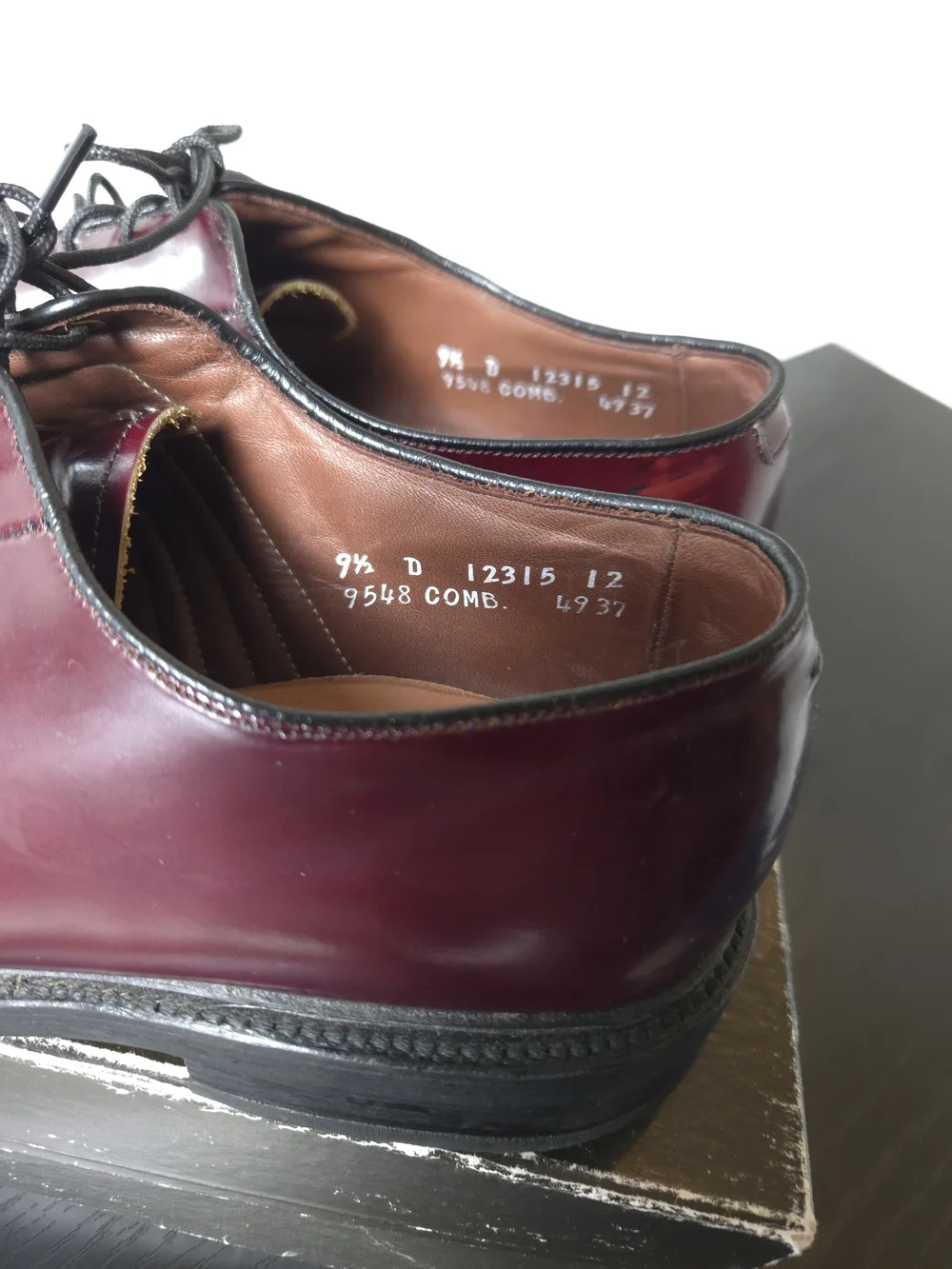 Allen Edmonds Men's 6115 Burgundy Leather Derby Oxfords Work Vintage Shoe 9.5