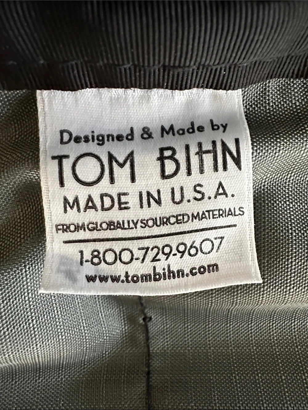 Tom Bihn this synik