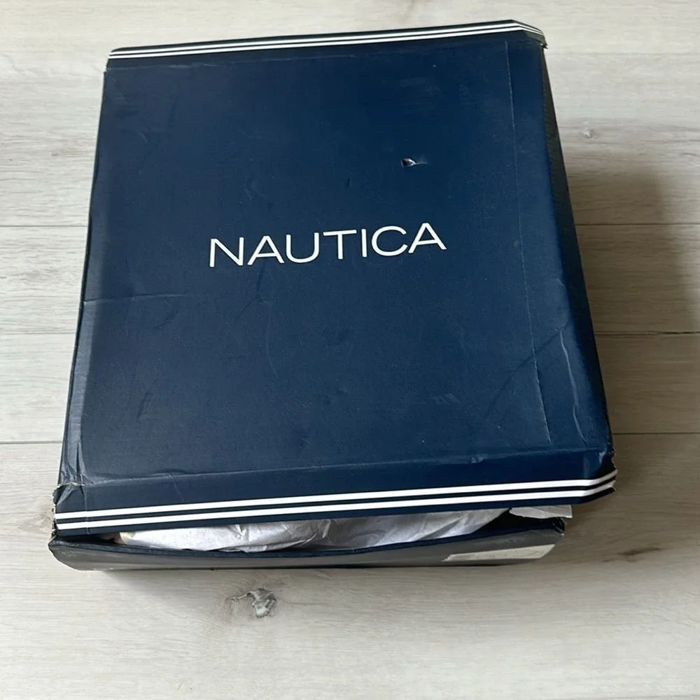 Nautica items snowboot
