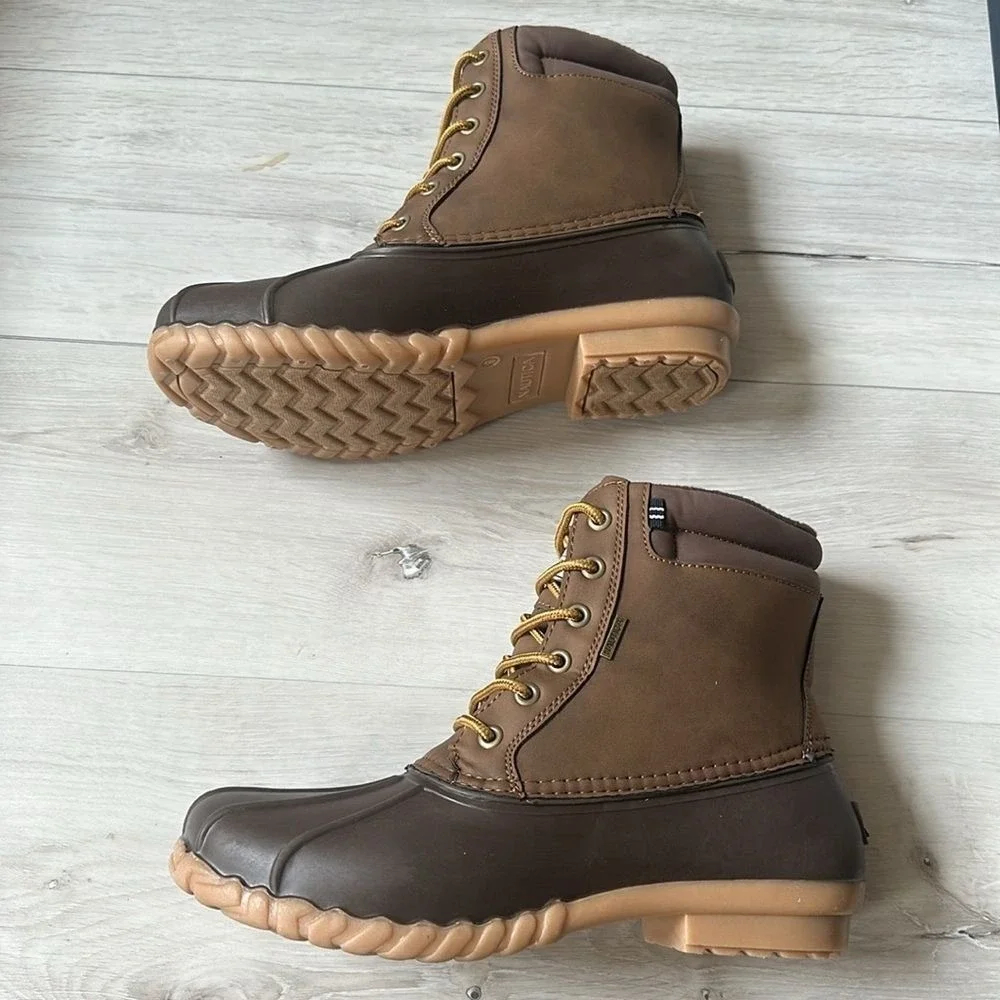 Nautica boots or material
