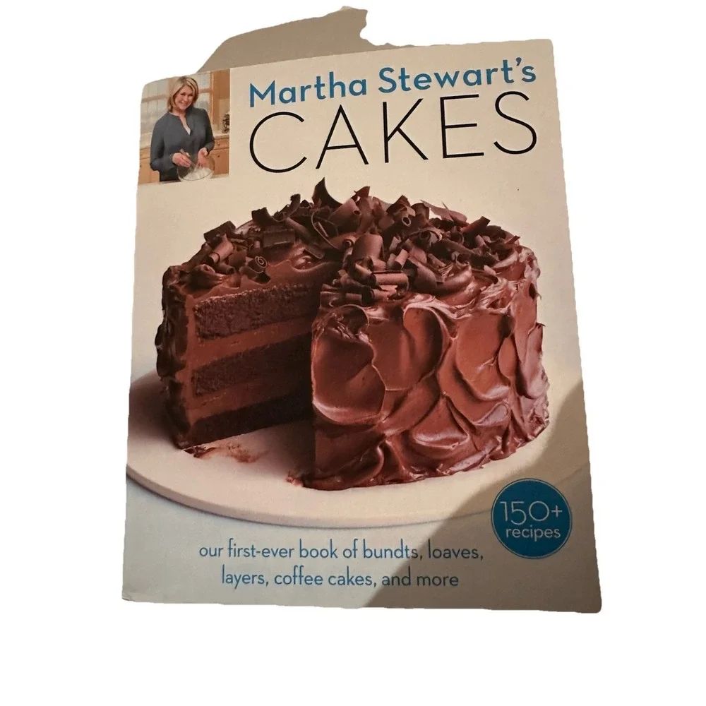 Martha Stewart's Cakes: Our First-Ever Book of Bundts, Loaves Etc TPB 1st Ed EC‎