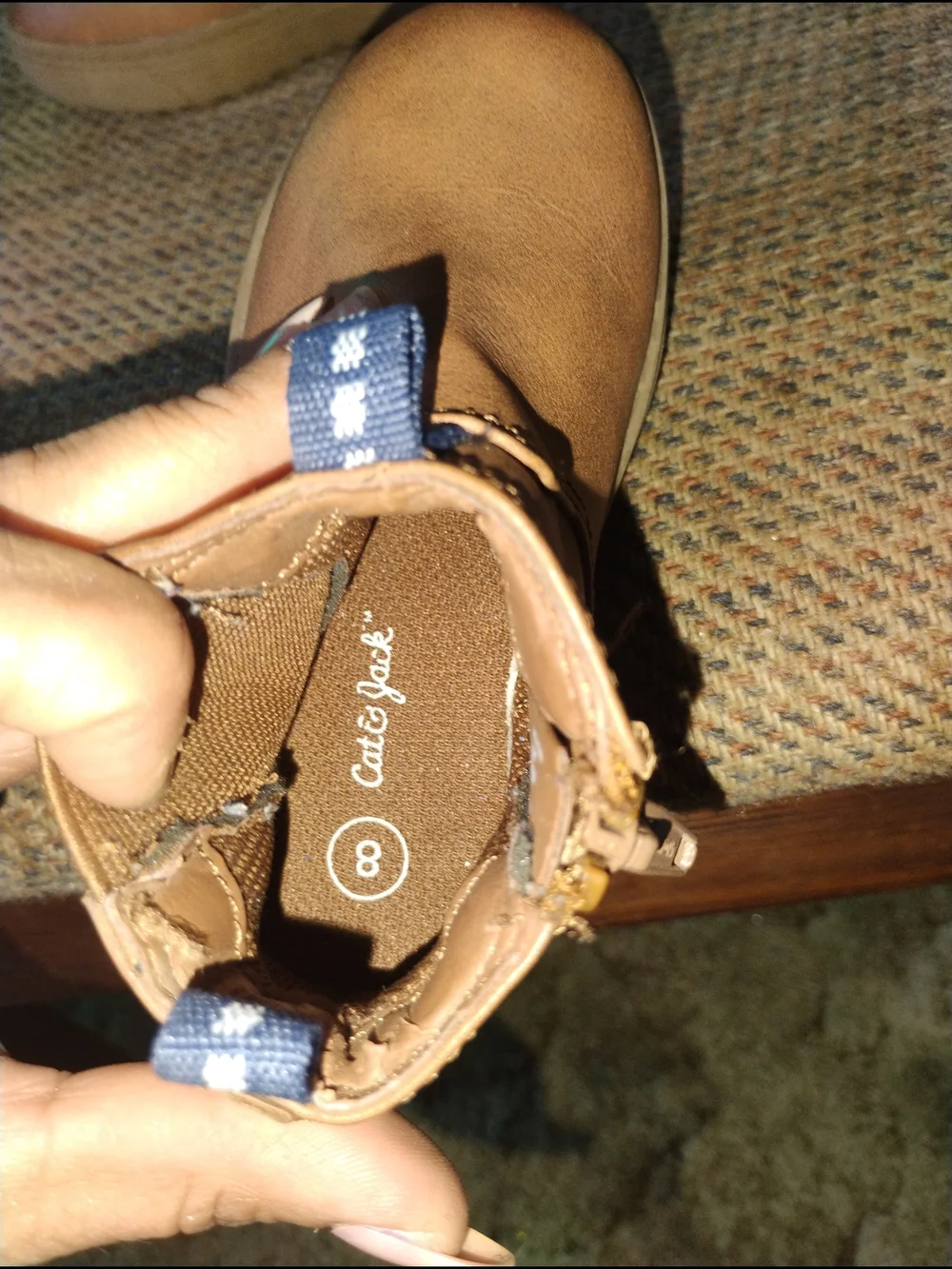 N/A stylish tan