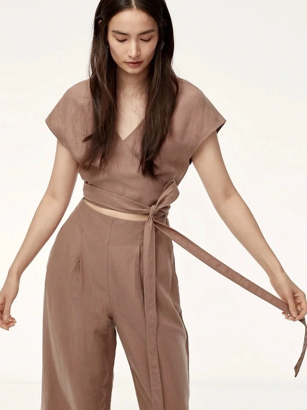 Wilfred aritzia brand